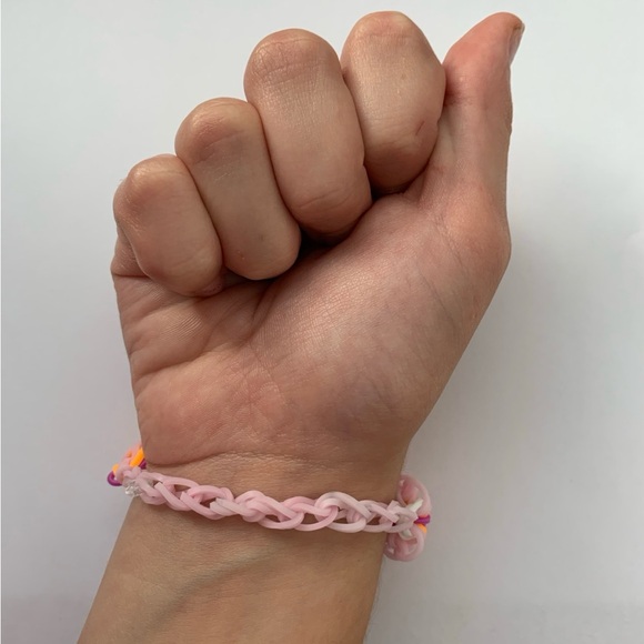 Raindrops Loom Bracelet - Picture 3 of 3